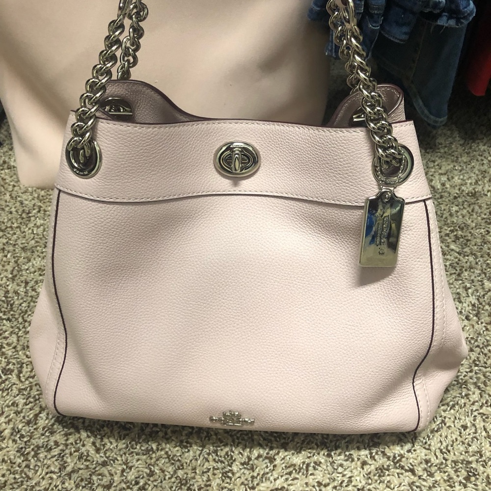Coach Turnlock Edie shoulder bag